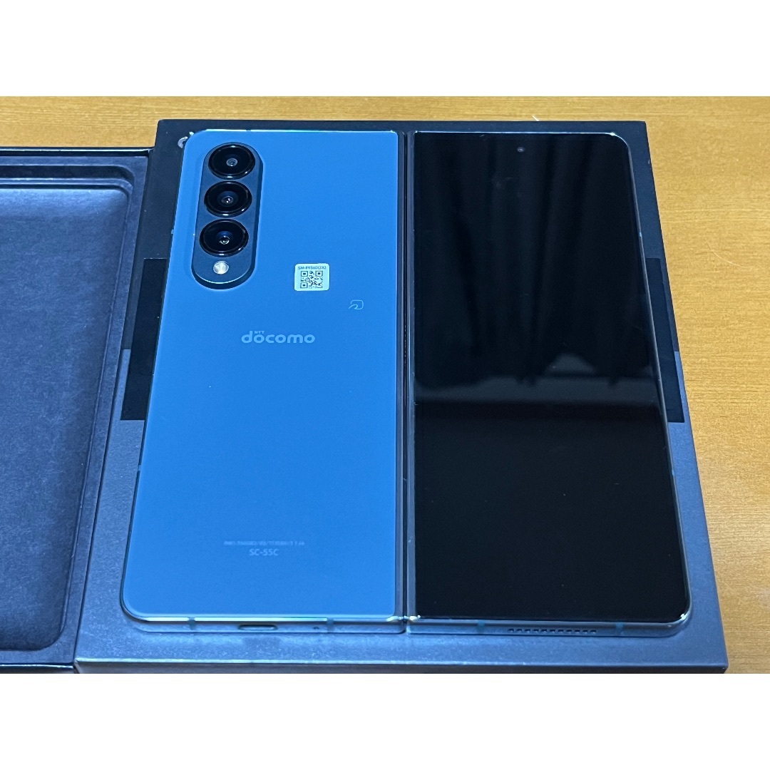 Galaxy Z Fold4 5G 256 GB　国内対応docomo版