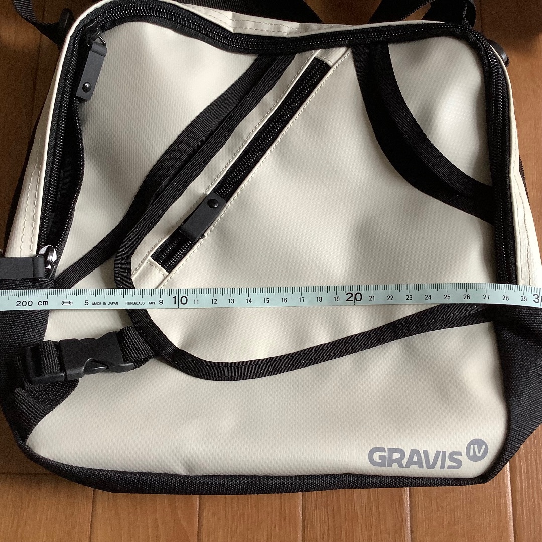 gravis(グラビス)のグラヴィス　GRAVIS ショルダーバッグ メンズのバッグ(ショルダーバッグ)の商品写真