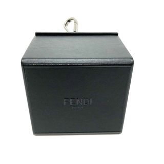 フェンディ(FENDI)のフェンディ FENDI ミニボックス 7AR894 ロゴ/小物 チャーム キーホルダー レザー ブラック 新品同様(キーホルダー)