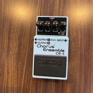 ボス(BOSS)のセール　BOSS CE-5 Chorus Ensemble (エフェクター)