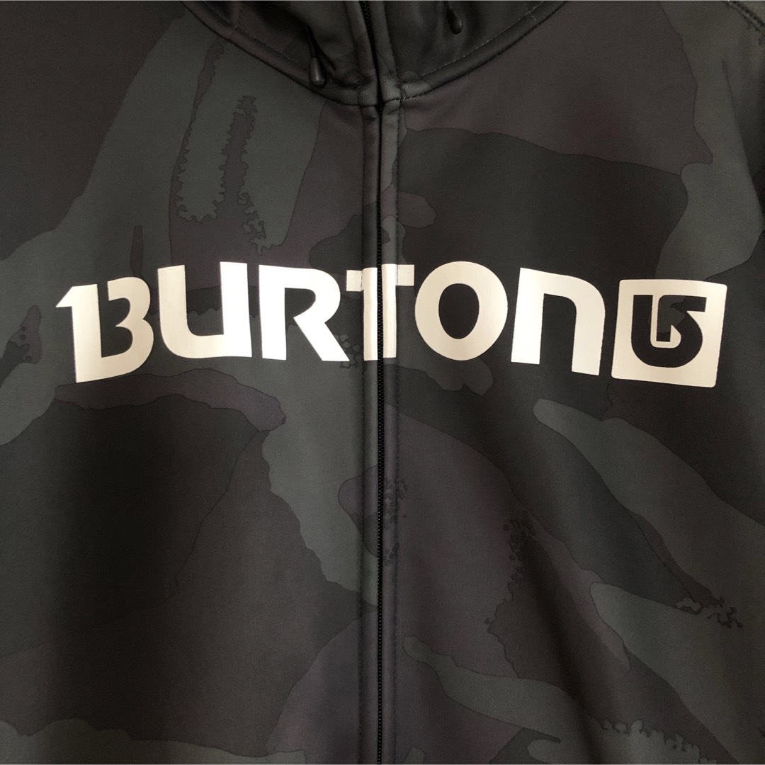 BURTON(バートン)のバートン　BURTON 防水パーカー　パーカー　冬　迷彩柄 メンズのトップス(パーカー)の商品写真