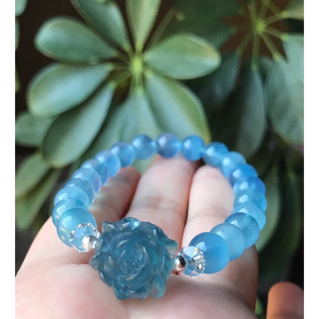 ディープブルーアクアマリンお花デザインブレスレット - ブレスレット
