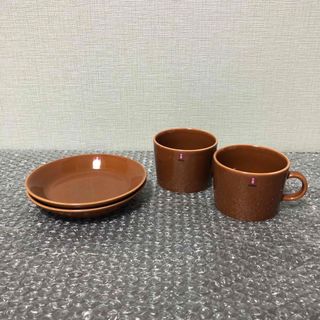 イッタラ(iittala)のイッタラ ティーマ　カップ＆ソーサー　ヴィンテージブラウン　220ml 2客(食器)