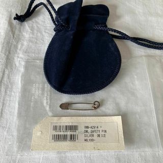 ノンネイティブ(nonnative)のnonnative DWELLER SAFETY PIN 安全ピン シルバー(その他)