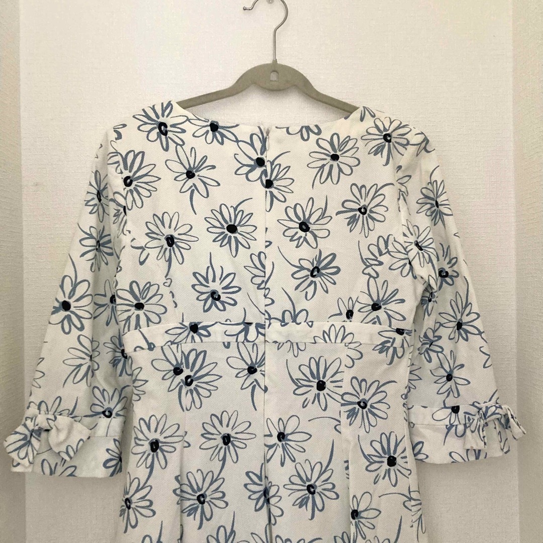 HANAE MORI 花柄ひざ丈ワンピース リボン付き ホワイト 半袖 レトロ-
