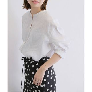 ラトータリテ(La TOTALITE)の⭐︎新品未使用⭐︎La Totalite リネンバンドカラーシャツ♪(シャツ/ブラウス(長袖/七分))