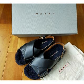 新品商品 MARNI マルニ FUSSBETT SANDAL プラットフォームレザーファー