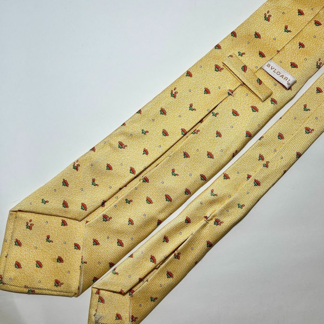 BVLGARI(ブルガリ)のブルガリ BVLGARI ネクタイ シルク イエロー 小紋 クール 黄 絹 メンズのファッション小物(ネクタイ)の商品写真