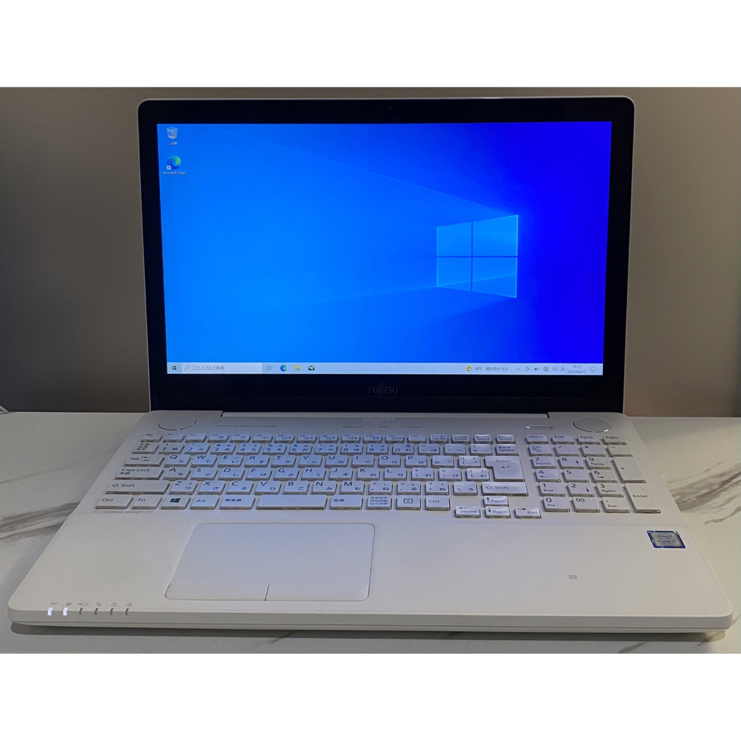 LifeBook AH77/B1 i7-7700HQ 16GB 512GB