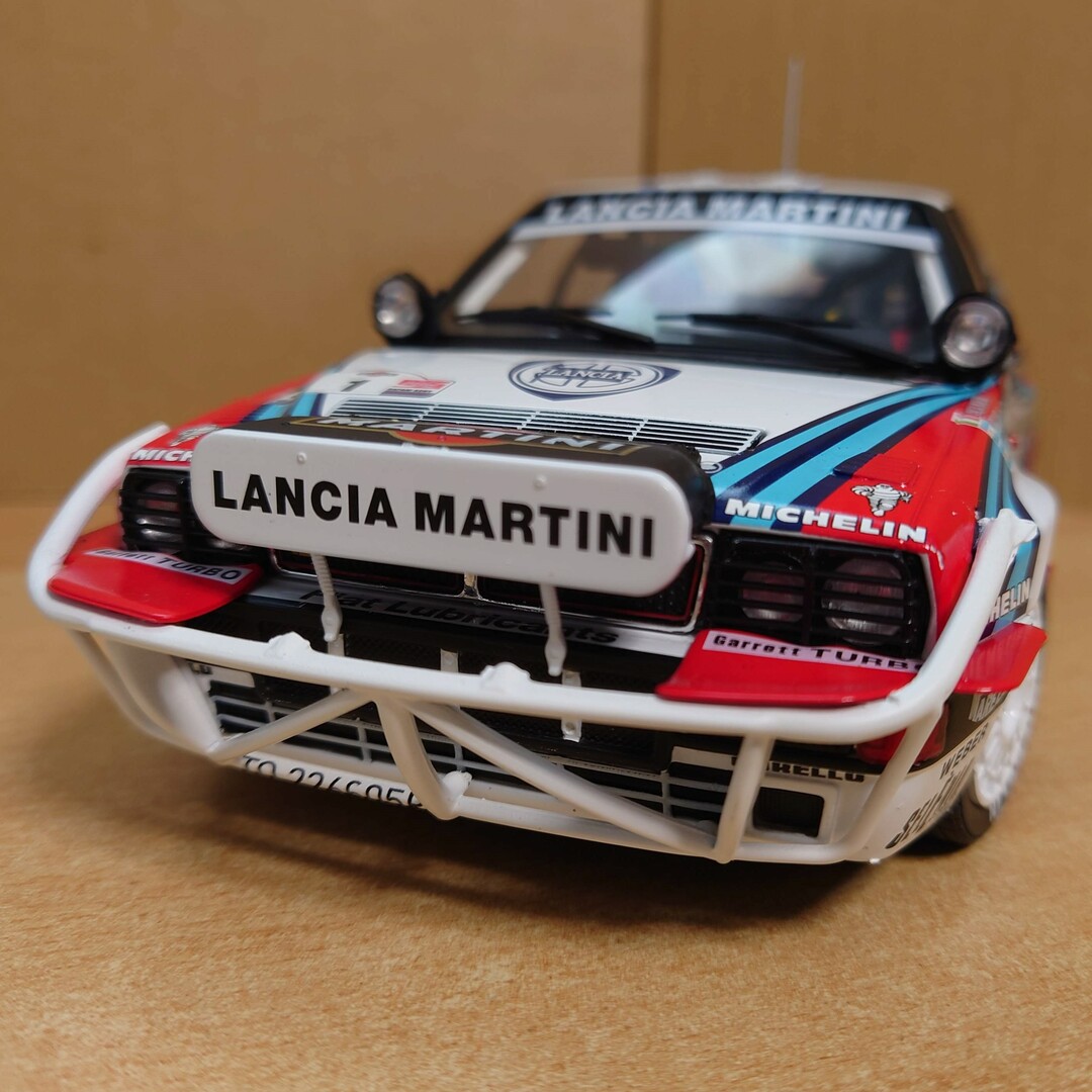 1/18 ランチア デルタ HF インテグラーレ ケニアラリー 1991 #1の通販