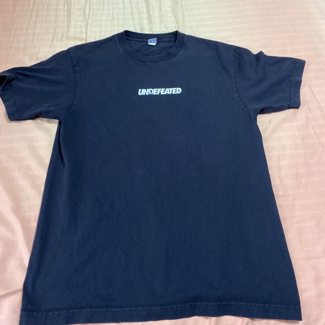 UNDEFEATED(アンディフィーテッド)のUNDEFEATED 半袖ロゴＴシャツ メンズのトップス(Tシャツ/カットソー(半袖/袖なし))の商品写真