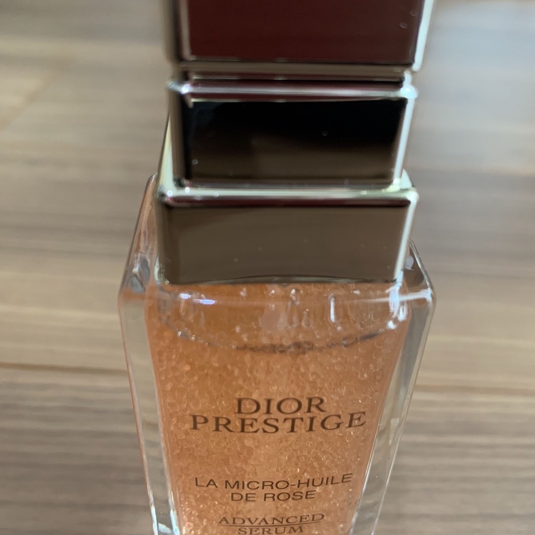 Christian Dior(クリスチャンディオール)のせーら様専用　プレステージ マイクロ ユイル ド ローズ セラム 50ml コスメ/美容のスキンケア/基礎化粧品(美容液)の商品写真