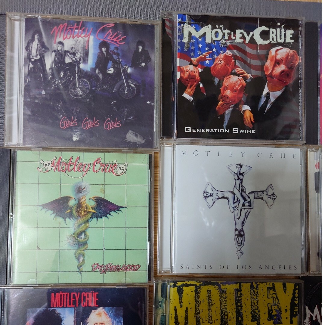 モトリークルー　ヴィンス・ニール　CD21枚セット　Mötley Crüe エンタメ/ホビーのCD(ポップス/ロック(洋楽))の商品写真