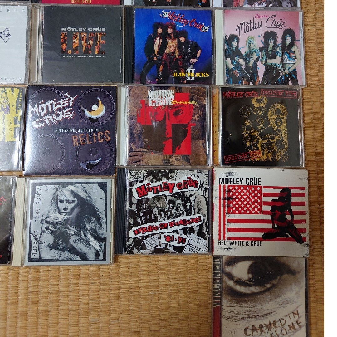 モトリークルー　ヴィンス・ニール　CD21枚セット　Mötley Crüe エンタメ/ホビーのCD(ポップス/ロック(洋楽))の商品写真