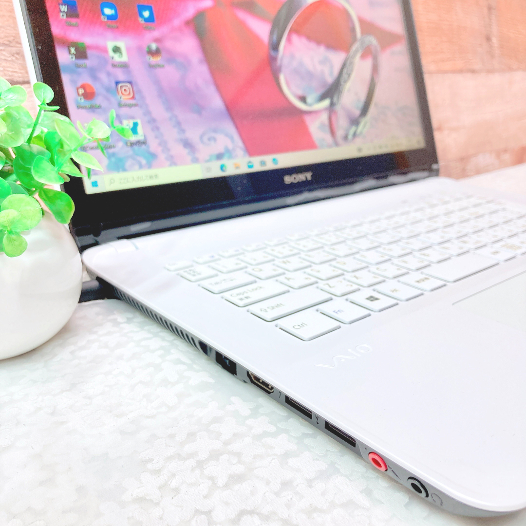 2022新生活 A85 綺麗な白ノートパソコン⭐️大容量1TB/ 8GB/ i5