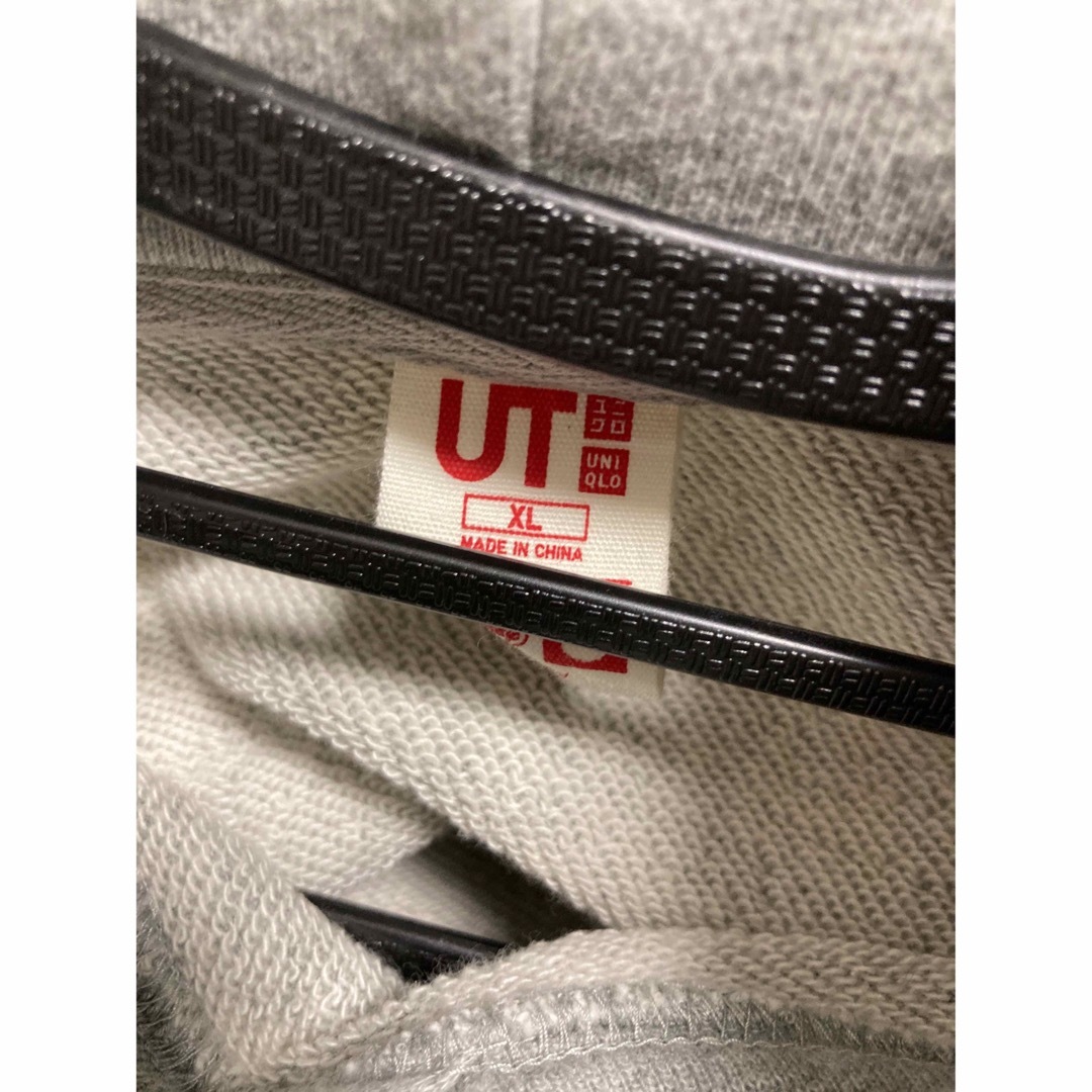 UNIQLO オズワルド　トレーナー　XL メンズのトップス(パーカー)の商品写真