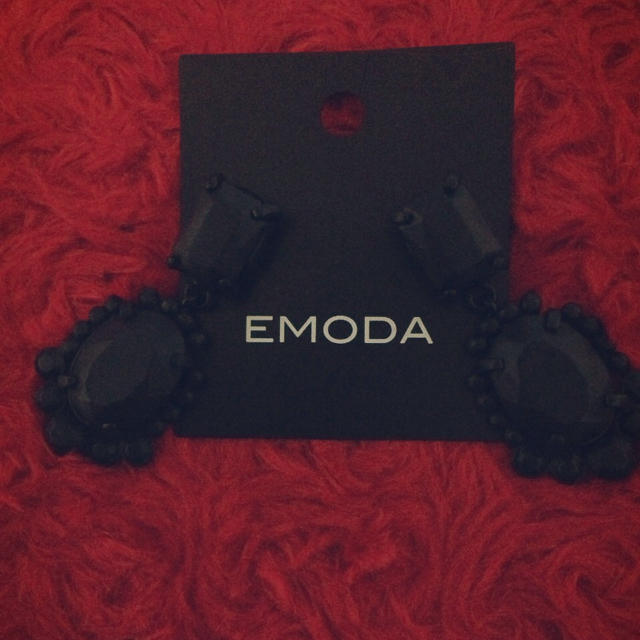 EMODA(エモダ)のエモダピアス 定価2980！ レディースのアクセサリー(ピアス)の商品写真