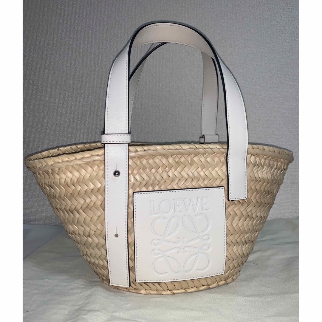 LOEWE - 早い者勝ち❣️人気色❣️【LOEWE 正規品】カゴバック Sサイズ