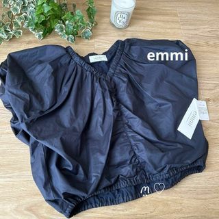 エミ(emmi)の新品　新作　emmi　エミ　バルーン袖ボリュームブラウス　半袖トップス　ネイビー(シャツ/ブラウス(半袖/袖なし))