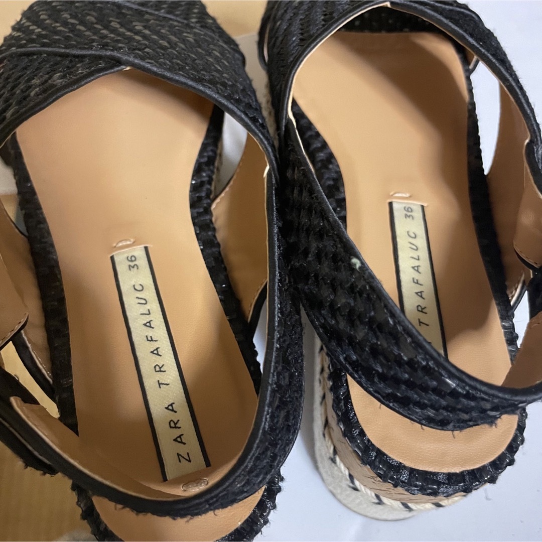 ZARA(ザラ)のZARA 厚底サンダル レディースの靴/シューズ(サンダル)の商品写真