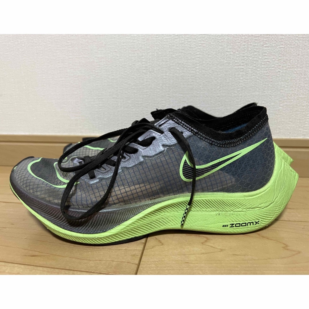 NIKE ヴェイパーフライネクスト% 25センチ