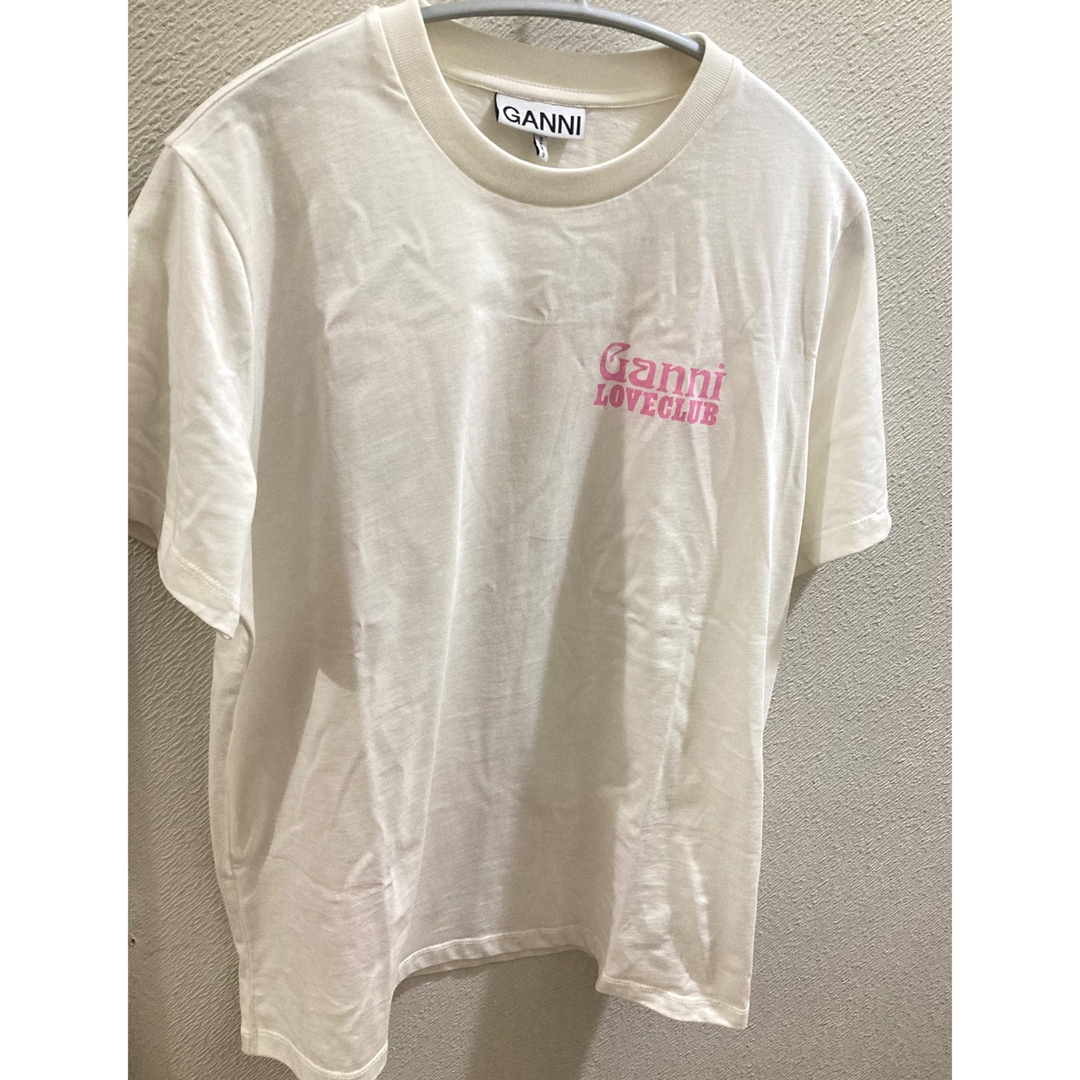 URBAN RESEARCH(アーバンリサーチ)のGANNI　ガニー　Tシャツ　白t レディースのトップス(Tシャツ(半袖/袖なし))の商品写真