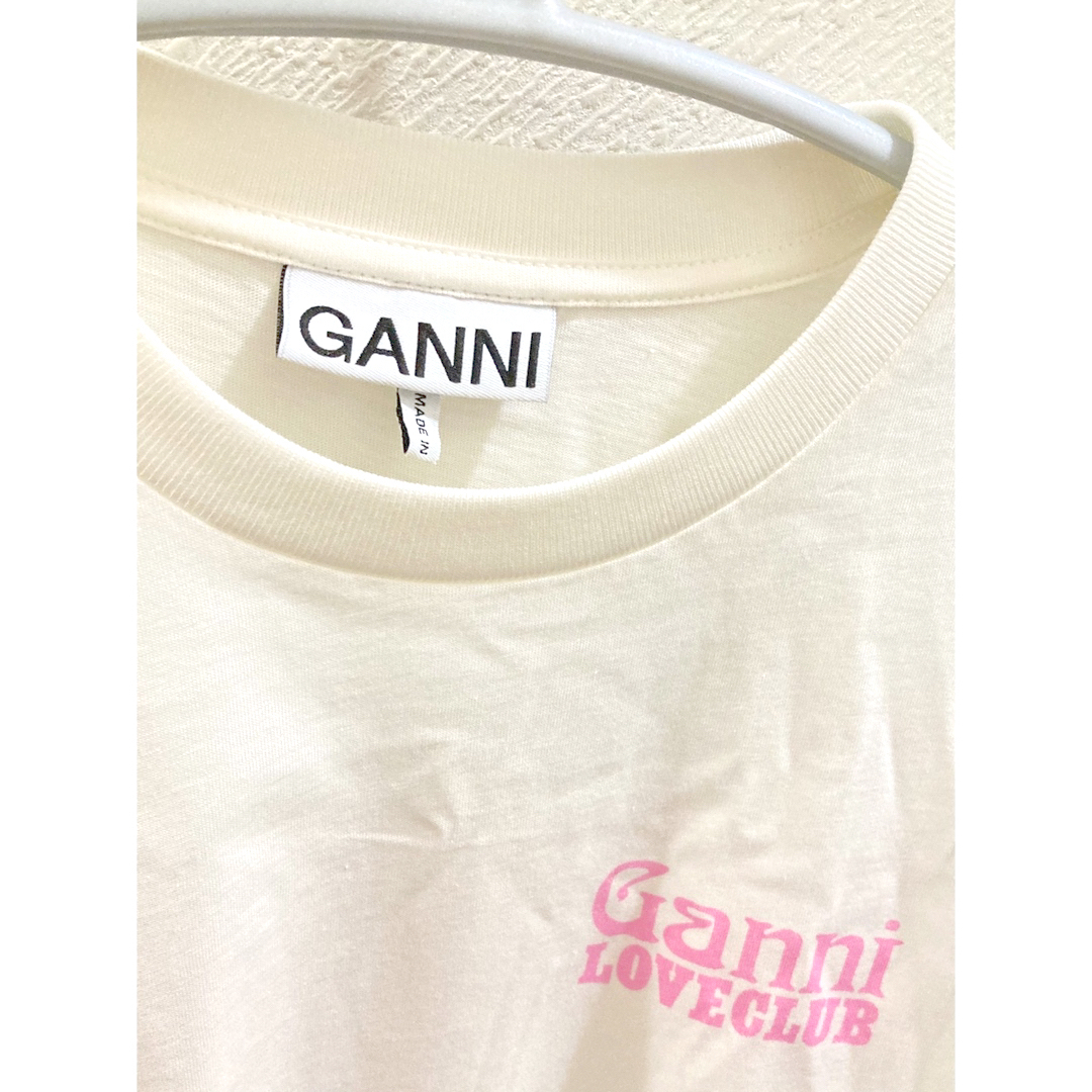 URBAN RESEARCH(アーバンリサーチ)のGANNI　ガニー　Tシャツ　白t レディースのトップス(Tシャツ(半袖/袖なし))の商品写真