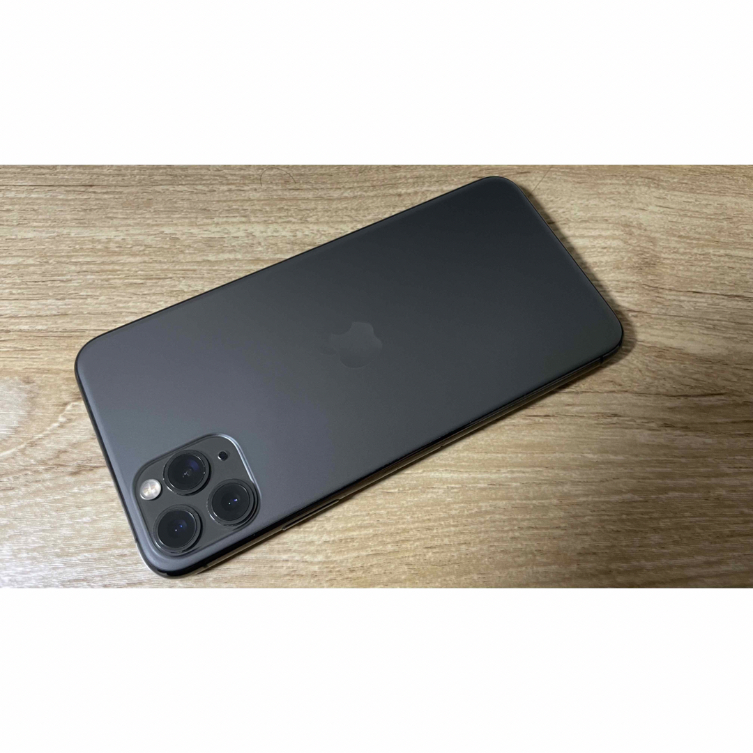 iPhone(アイフォーン)のiPhone 11 Pro Max 512 GB SIMフリー　スペースグレイ スマホ/家電/カメラのスマートフォン/携帯電話(スマートフォン本体)の商品写真