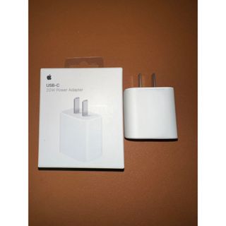 アップル(Apple)のApple 20W 電源アダプター USB-C iphone 充電器 (バッテリー/充電器)