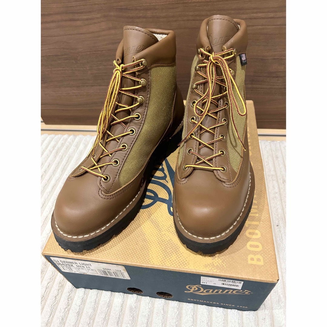 【専用】【美品】Danner ダナーライト 30420X 白タグ 26.5cmアンドワンダー