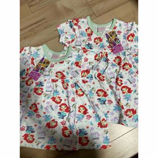 ディズニー(Disney)のディズニープリンセス　アリエルのTシャツ　80 新品タグ付き(Ｔシャツ)