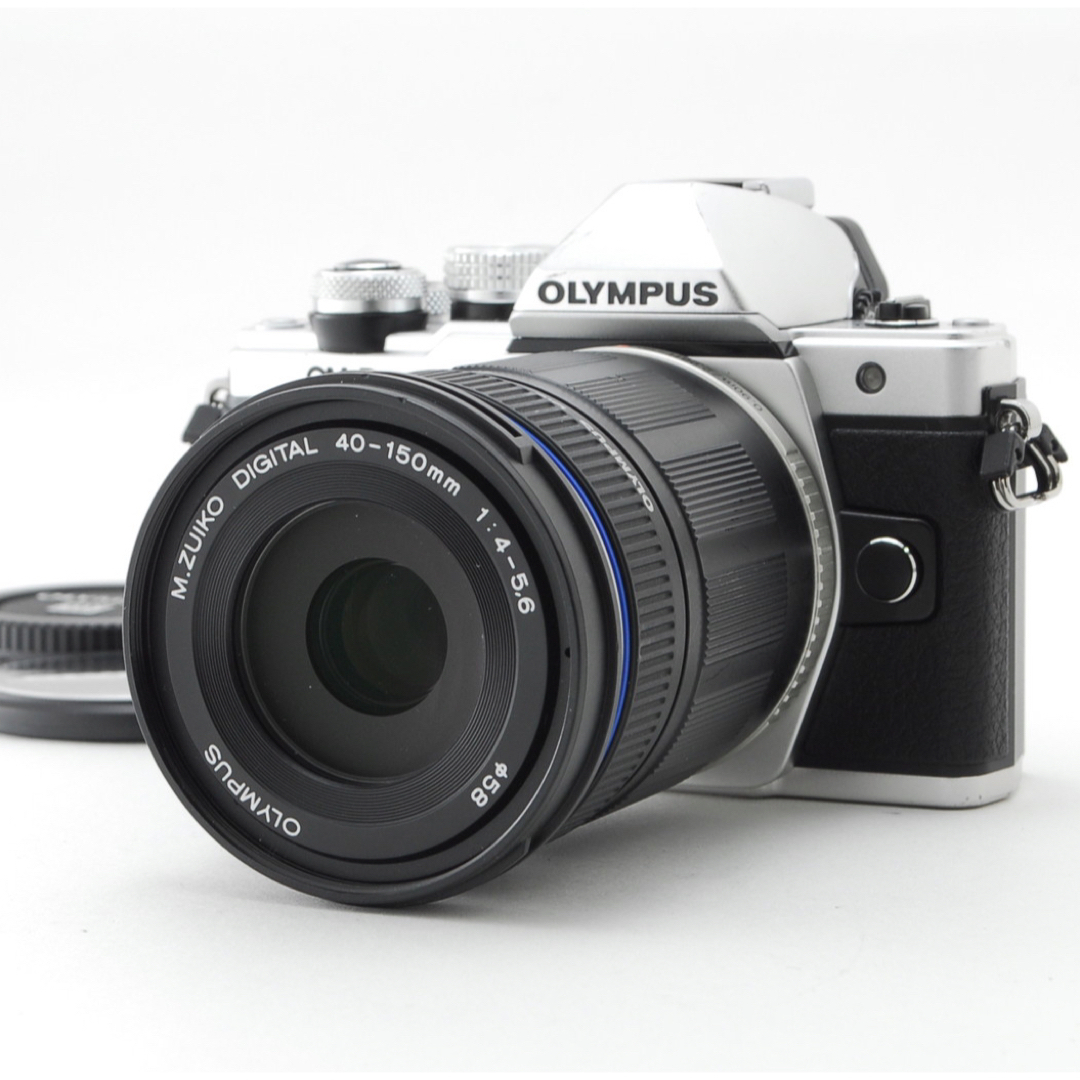 状態◎、ショット小の極上品❣️OLYMPUS OM-D E-M10 mk ii-