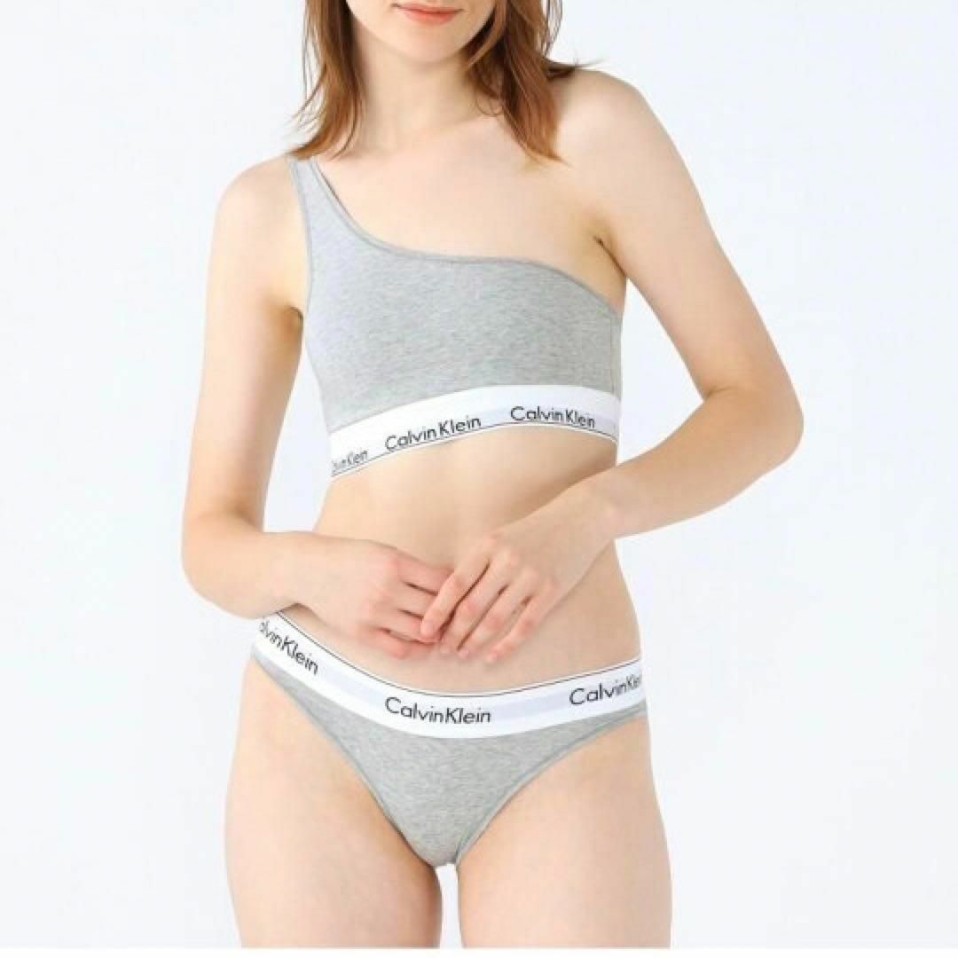 Calvin Klein(カルバンクライン)のCalvin Klein ブラ　ブラレット　ワンショルダー　パッドなしXSサイズ レディースのレディース その他(その他)の商品写真