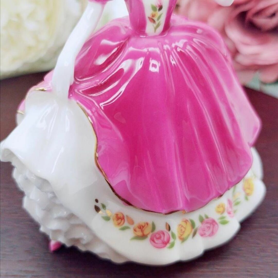 WEDGWOOD - 美品 可愛い コールポート ミニフィギュリン ROSEの通販 by