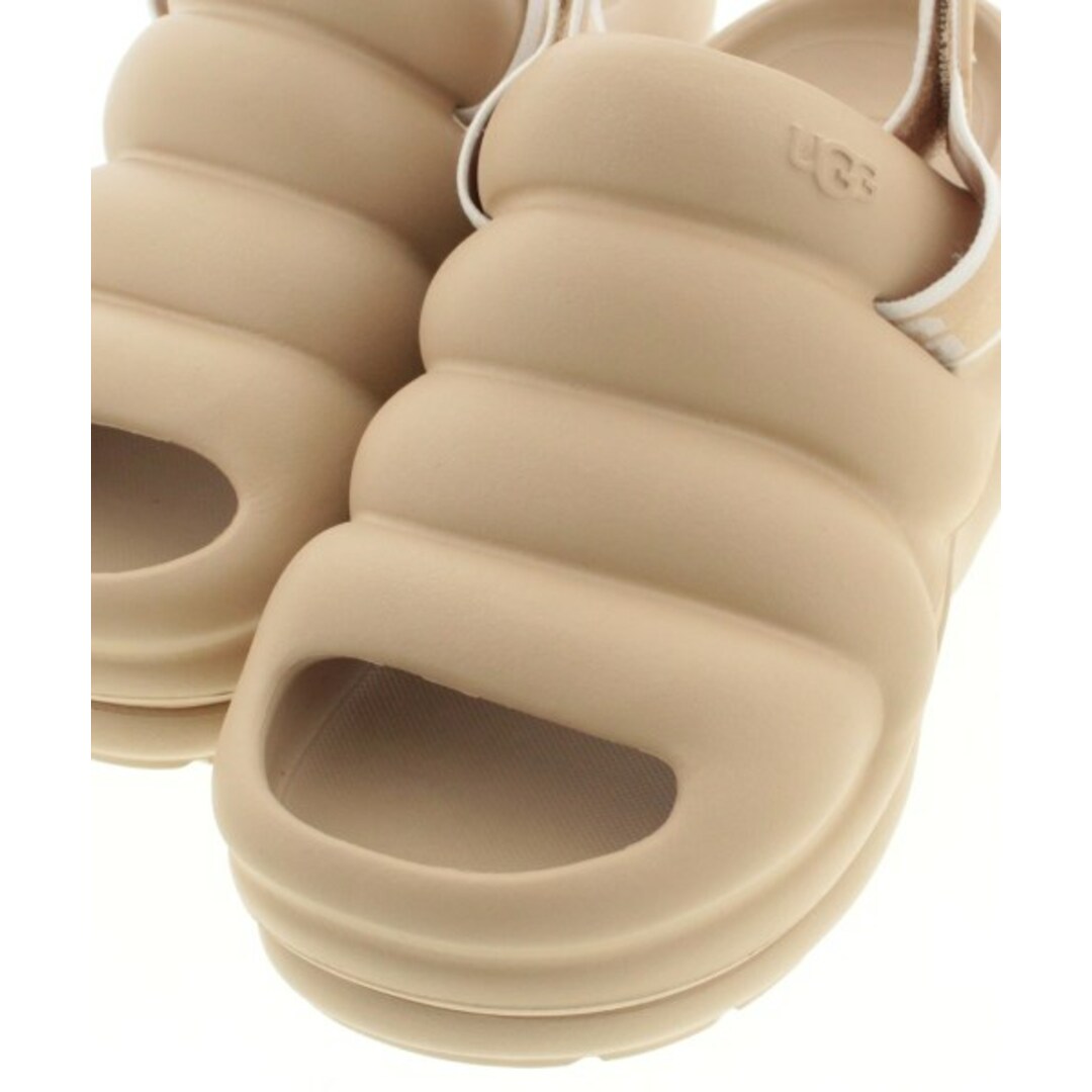 UGG AUSTRALIA(アグオーストラリア)のUGG australia サンダル -(22cm位) ピンクベージュ 【古着】【中古】 レディースの靴/シューズ(サンダル)の商品写真