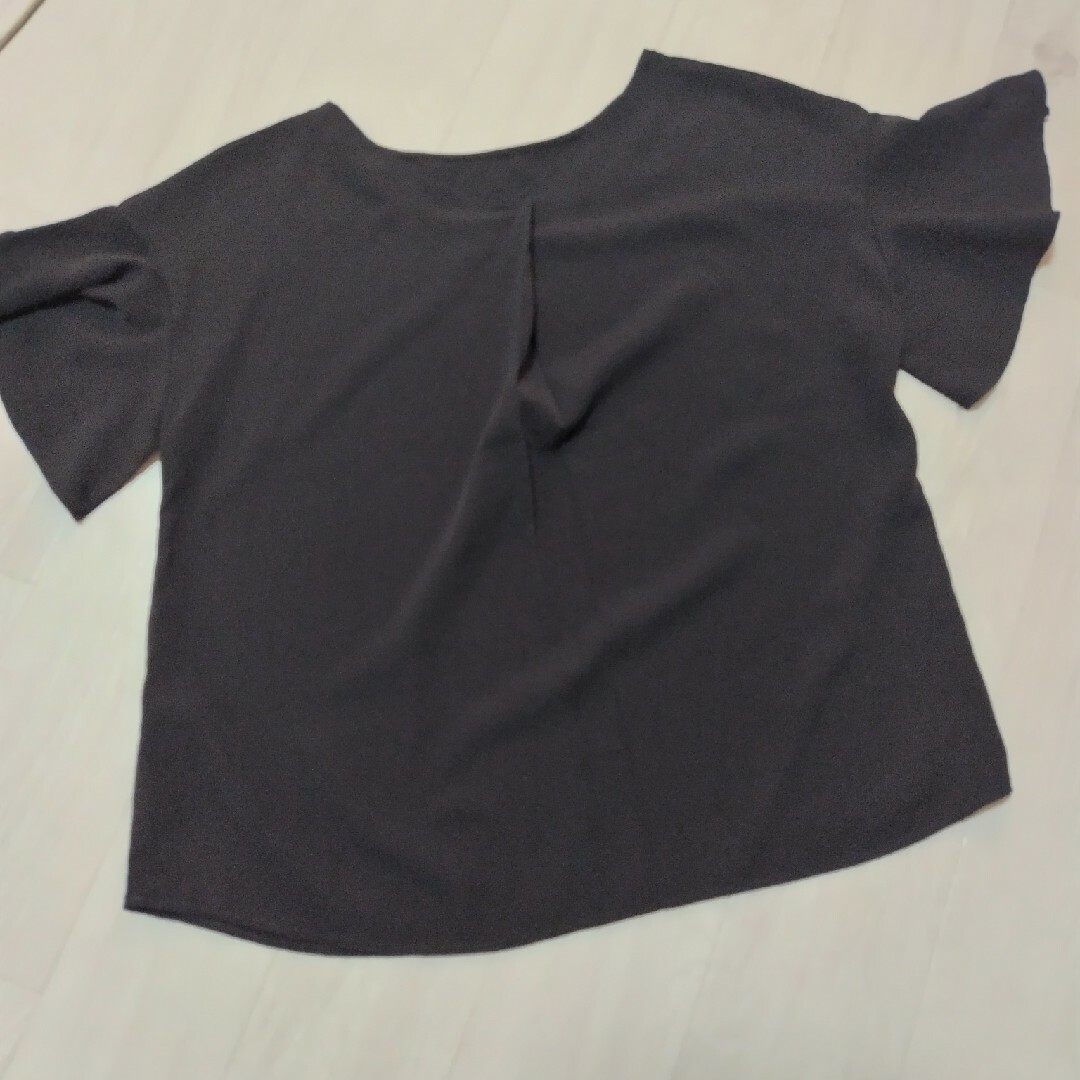 GU(ジーユー)のGU半袖ブラウス レディースのトップス(シャツ/ブラウス(半袖/袖なし))の商品写真