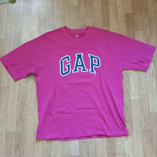 ギャップ(GAP)のGAP　Ｔシャツ　新品　XＳ(Tシャツ(半袖/袖なし))