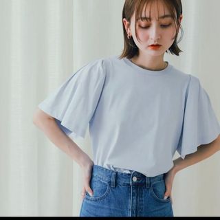 センスオブプレイスバイアーバンリサーチ(SENSE OF PLACE by URBAN RESEARCH)のフレアスリーブ　カットソー　新品タグ付き(Tシャツ/カットソー(半袖/袖なし))