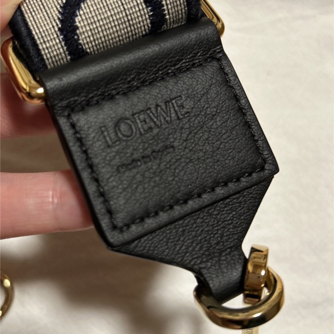 LOEWE(ロエベ)のロエベ アナグラムストラップショルダー レディースのバッグ(その他)の商品写真