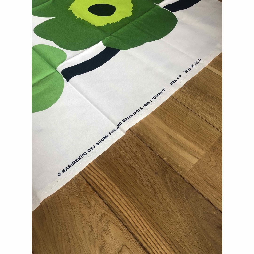 廃盤カラー　マリメッコ  ウニッコ　ファブリック　グリーン　1m ハンドメイドの素材/材料(生地/糸)の商品写真