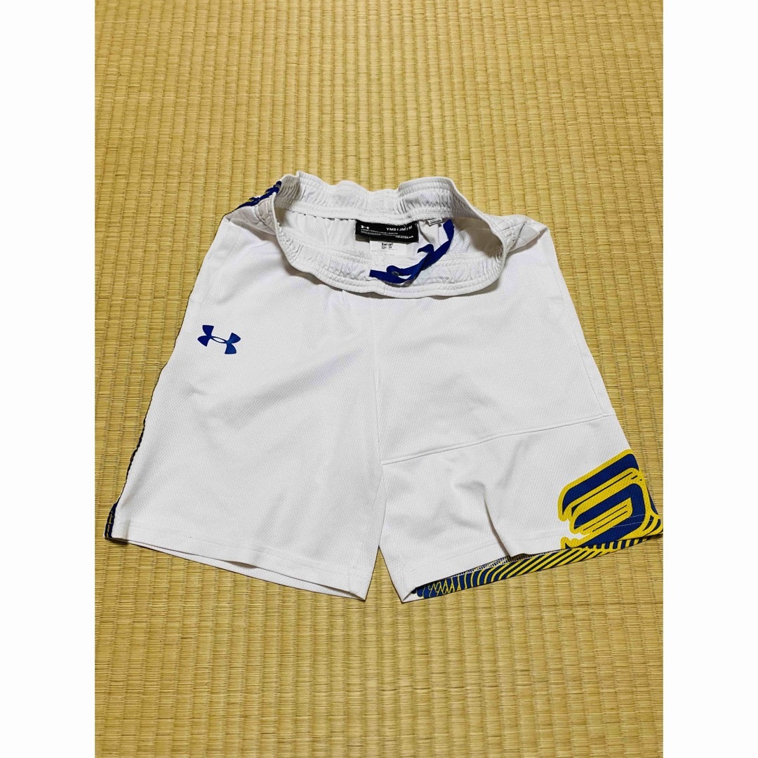 UNDER ARMOUR(アンダーアーマー)のジュニア　キッズ　バスパン キッズ/ベビー/マタニティのキッズ服女の子用(90cm~)(パンツ/スパッツ)の商品写真