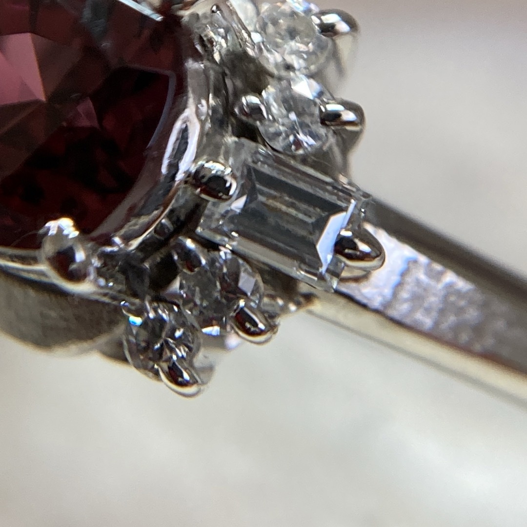Pt900 アルマンディンガーネットとダイヤモンドのリング　指輪  レディースのアクセサリー(リング(指輪))の商品写真