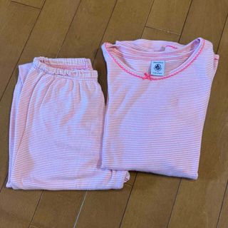 プチバトー(PETIT BATEAU)のプチバトー　10ans  140 ポケッタブル長袖パジャマ(パジャマ)