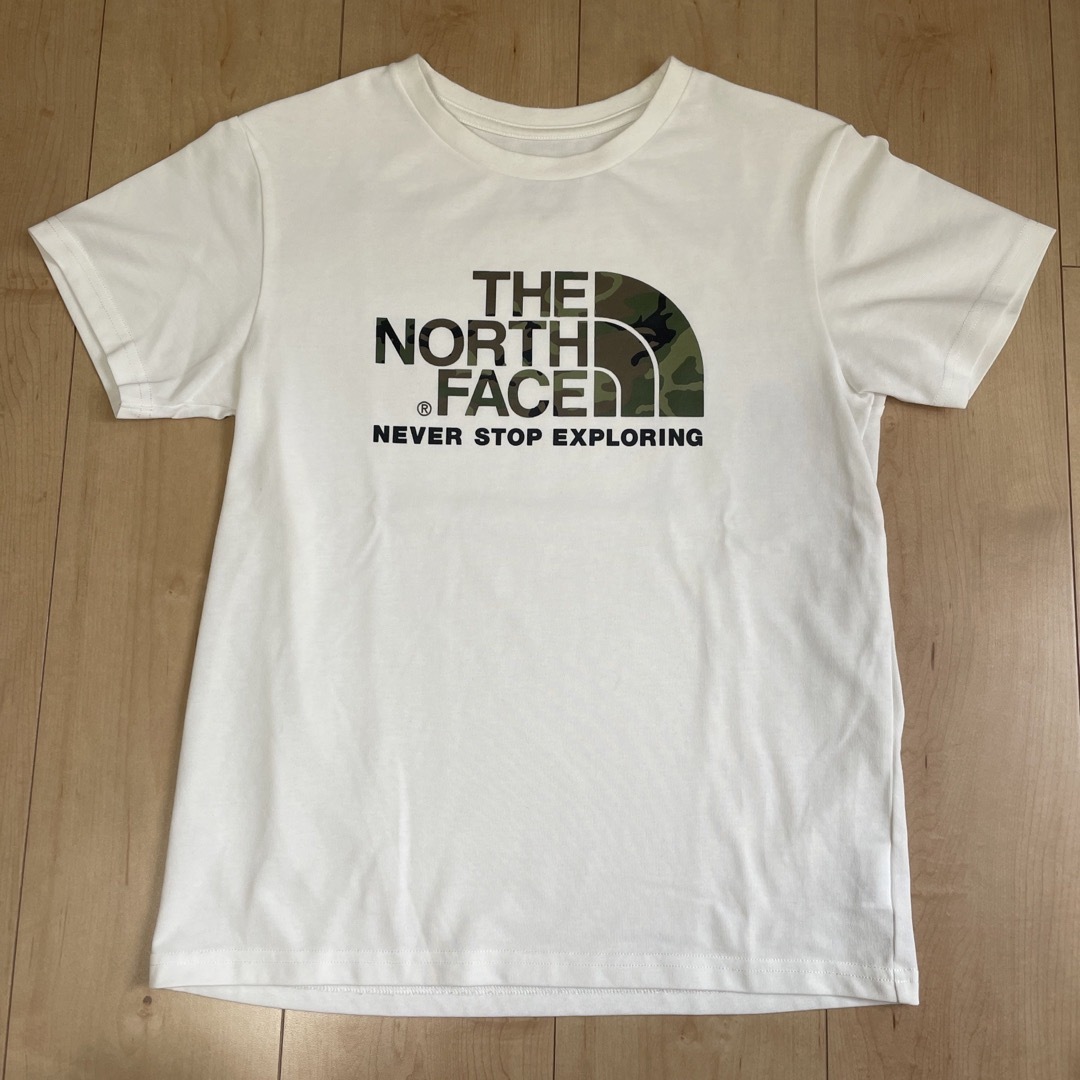 THE NORTH FACE(ザノースフェイス)のTHE NORTH FACE ザノースフェイス Tシャツ 150㎝ キッズ/ベビー/マタニティのキッズ服男の子用(90cm~)(Tシャツ/カットソー)の商品写真