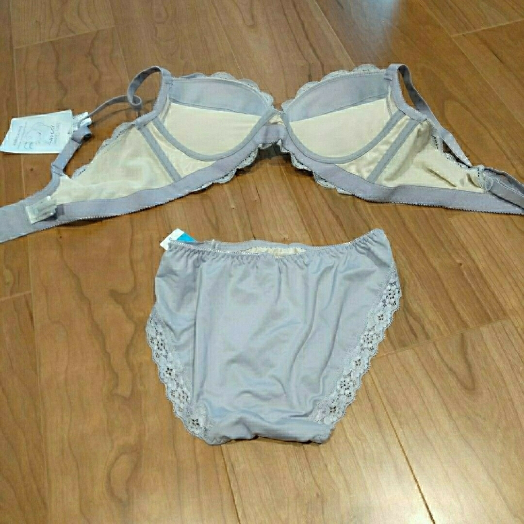 fran de lingerie(フランデランジェリー)のブラ上下fran de lingerie レディースの下着/アンダーウェア(ブラ)の商品写真