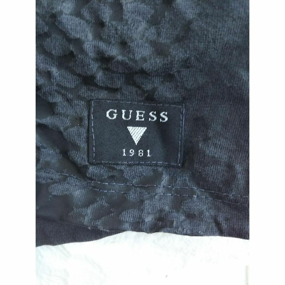 GUESS(ゲス)のGUESS ゲス アニマル パイソン柄 デカロゴ ダメージ Ｔシャツ　3263 メンズのトップス(Tシャツ/カットソー(半袖/袖なし))の商品写真