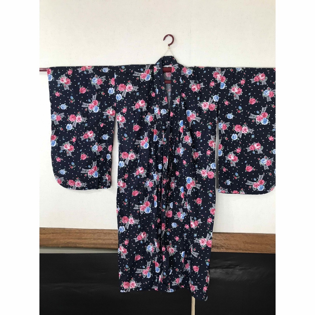 浴衣　120 キッズ/ベビー/マタニティのキッズ服女の子用(90cm~)(甚平/浴衣)の商品写真