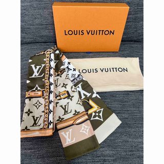 ヴィトン(LOUIS VUITTON) スカーフ(グリーン・カーキ/緑色系)の通販