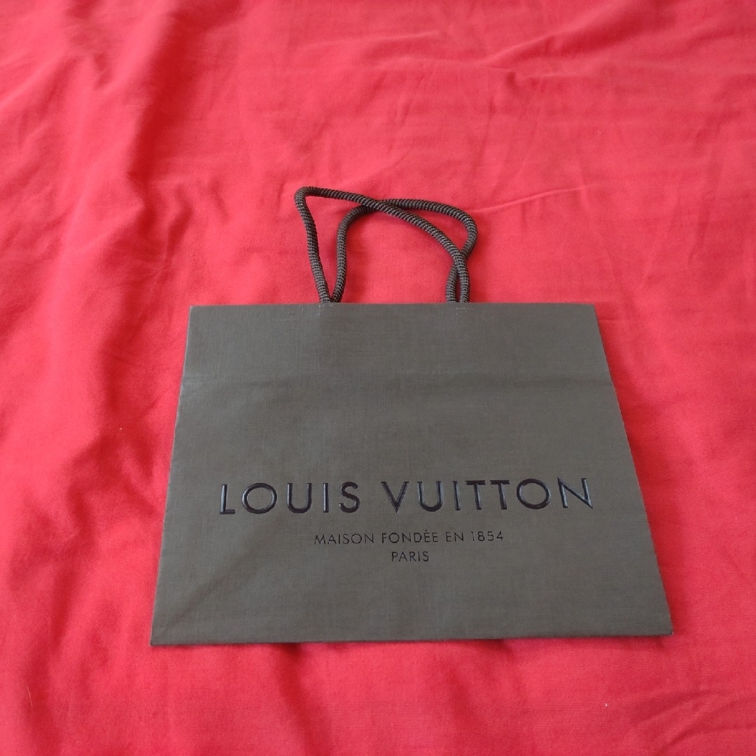 LOUIS VUITTON(ルイヴィトン)のLOUISVUITTON　ルイヴィトン　ショッパー　紙袋 レディースのバッグ(ショップ袋)の商品写真