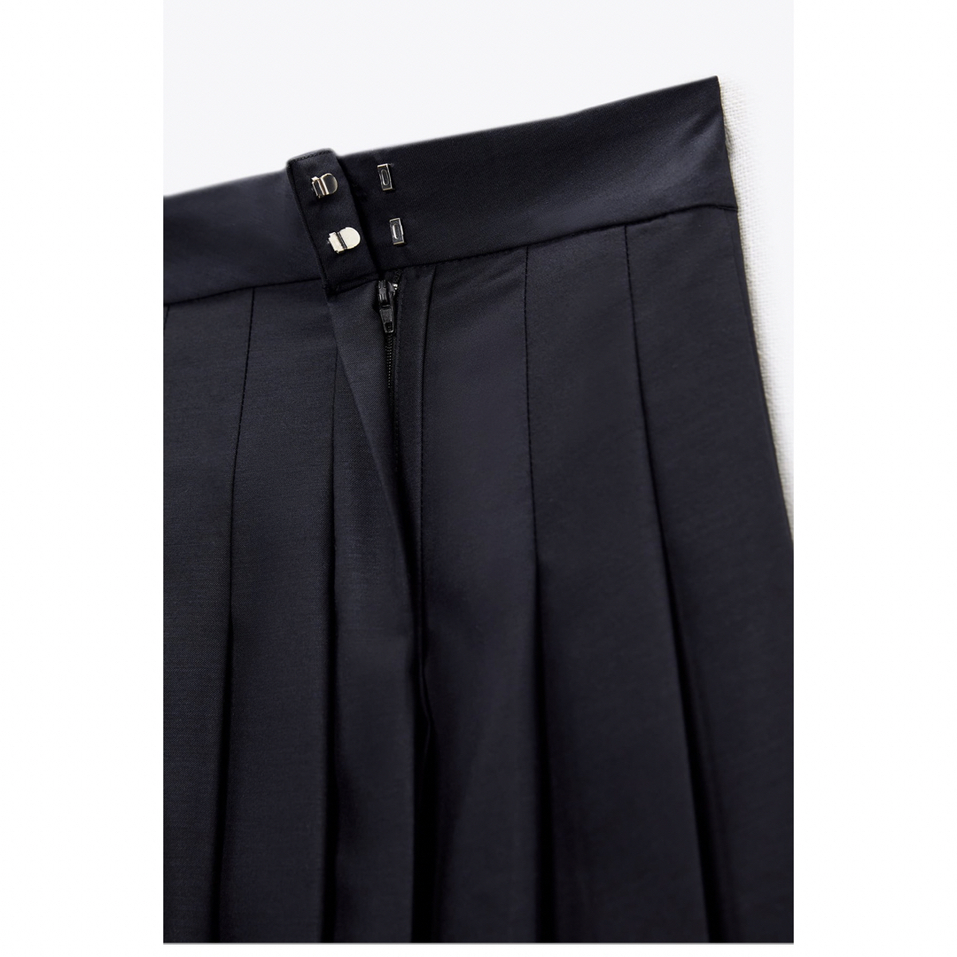 ZARA(ザラ)のZARA  ザラ　スカート レディースのスカート(ひざ丈スカート)の商品写真
